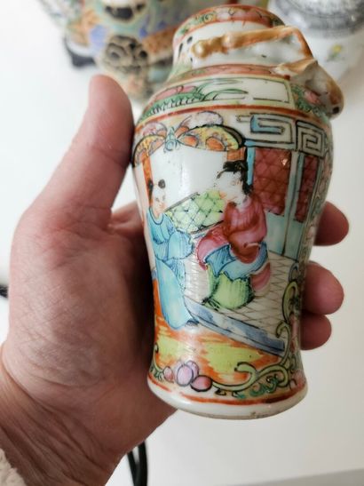 Set of eight assorted glazed porcelain v...