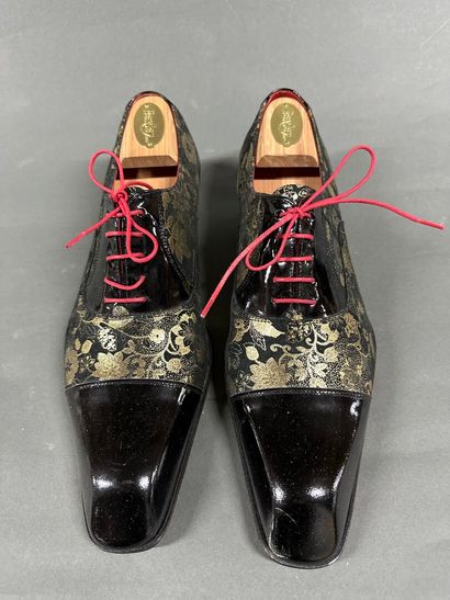 GERARD SENE, PAULUS BOLTEN
Two pairs of men's...