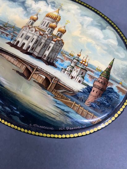 RUSSIA
20th century
Set consisting of two...