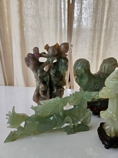 Set of six nephrite figurines (with chips...