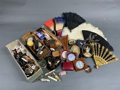 Assortment of various trinkets, including...
