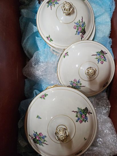 Royal Copenhagen 
White porcelain tableware...