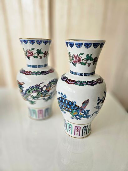 Set of eight assorted glazed porcelain v...