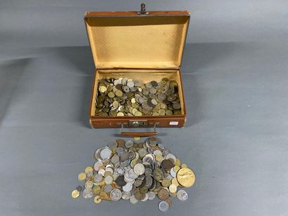 Set of circulation coins and tokens