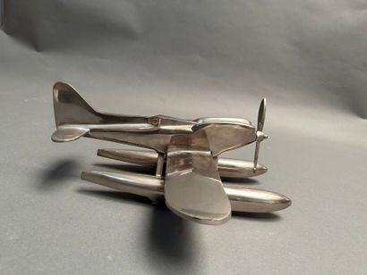 Chrome-plated metal seaplane
H: 19.5 cm;...