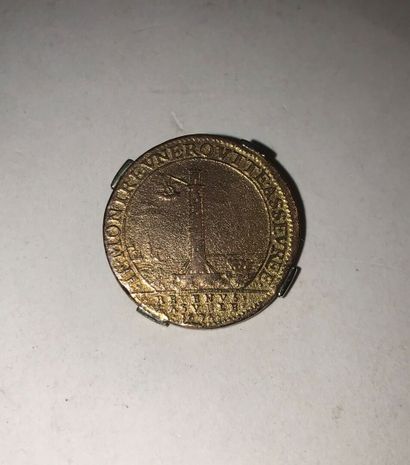 Brooch-mounted token 1676