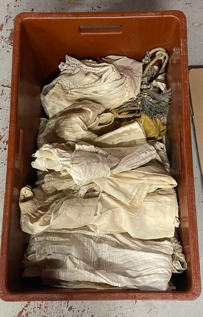 Assorted items of linens, including children's...