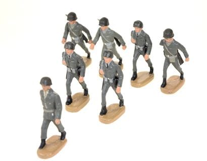 LEYLA (Allemagne) : 7 soldats Allemands de...
