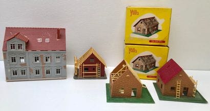 
HO décoration, (11) bâtiments dont certains...
