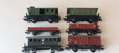 MÄRKLIN lot de (6) wagons