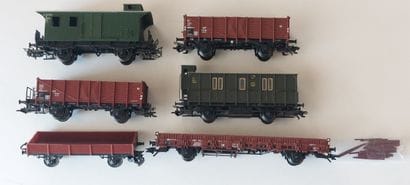 MÄRKLIN lot de (6) wagons