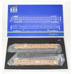 REE MODELES, réf MB-174S, automotrice double...