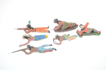 Varia de 11 Indiens en composition, maques...