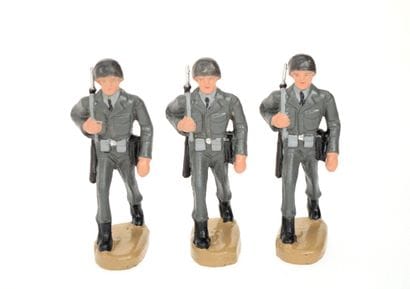 LEYLA (Allemagne) : 7 soldats Allemands de...