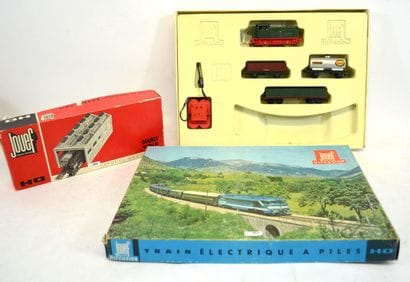JOUEF diffusion,
- réf 420, train électrique...