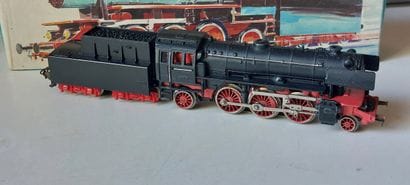 MÄRKLIN 3097 locomotive type 131, tender...