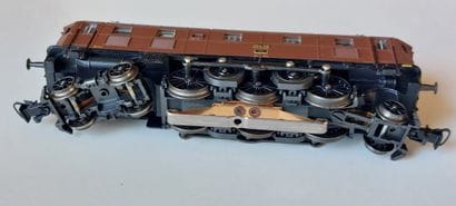 MÄRKLIN 3351 motrice allemande, 132, brune...