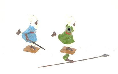 BRITAINS : 4 guerriers arabes des set 164...