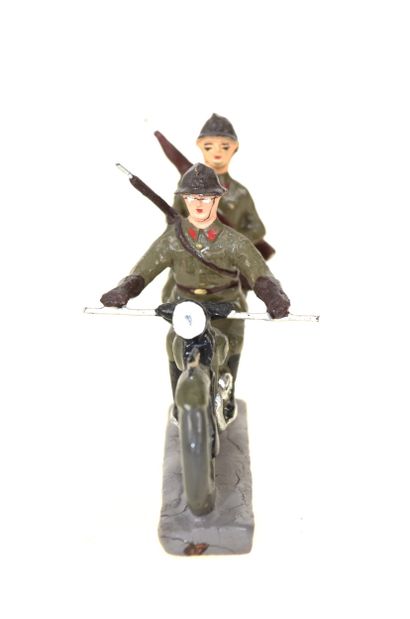DURSO : Moto de l'armée Belge surmontée de...
