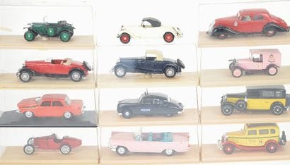 ELIGOR (12): 1932 Ford Taxi, 1930 Talbot...
