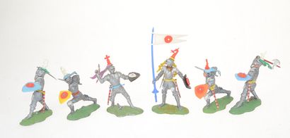 BRITAINS SWOPPET : 8 hommes d'armes Anglais...