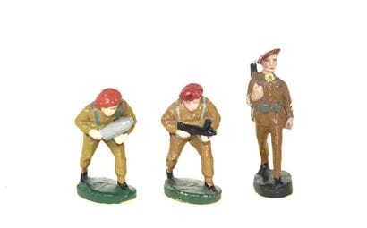 N.B (Nazaire Beeusaert) : 3 Para-commando...