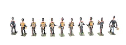 CBG MIGNOT : 26 soldats de la fanfare militaire...