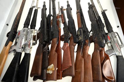 Set of 14 children's rifles/carbines, made...