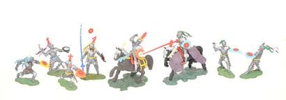 BRITAINS SWOPPET : 8 hommes d'armes Anglais...