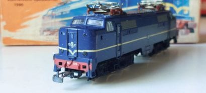 HAMO/MÄRKLIN réf 8351, motrice hollandaise,...