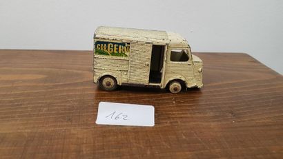 DINKY TOYS 
Meccano fabriqué en France, 1200...