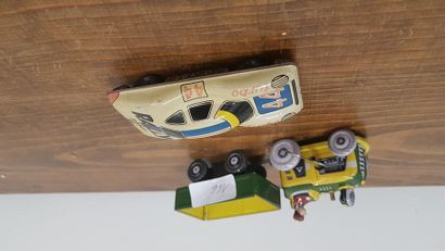 REPRODUCTION d'un trateur à clé avec sa remorque...