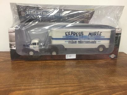 SEMI REMORQUE D'EXCEPTION 
Camion BERNARD...