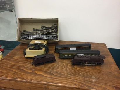 JOUEF
Locomotive 
2 wagons voyageurs 
lot...