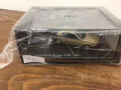 NOREV 
Renault fuego v2605 boîte d'origi...