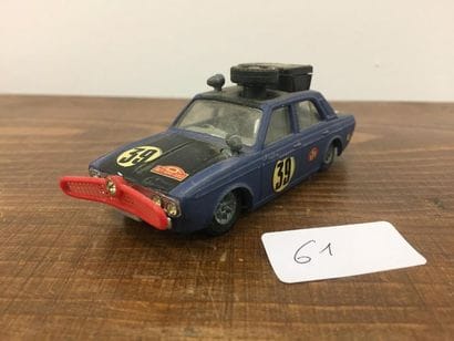 CORGY TOYS
Voiture de rally Hillman Hunt...
