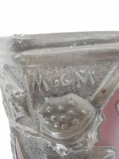 TRAVAIL MODERNE DEBUT Xxème SIECLE
Vase en...