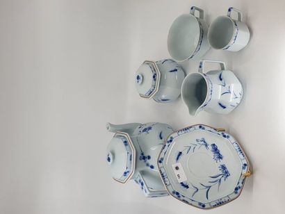 HAVILAND 
Partie de sevice à thé et café...