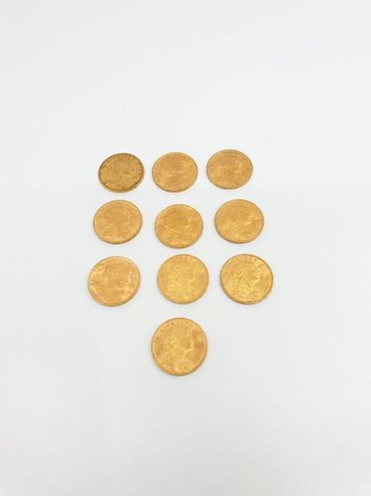 LOT DE DIX PIECES 20 Francs or suisse
Cinq...