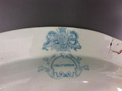 FAIENCE FINE ANGLAISE XIXème 
Partie de service...