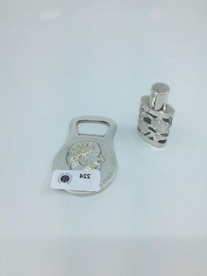 PETIT flacon à parfum en argent à décor de...