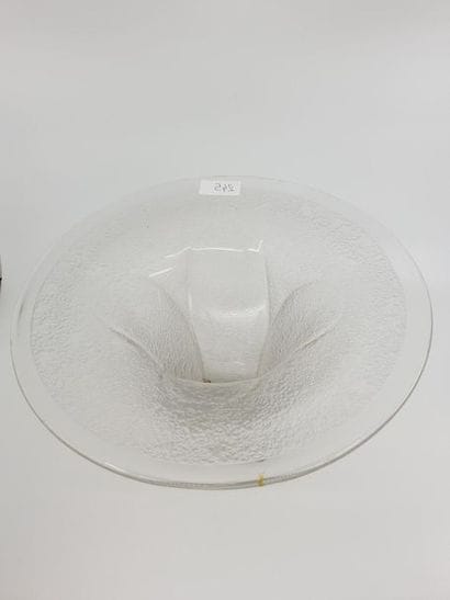VASE en verre givré à col évasé
Circa 19...