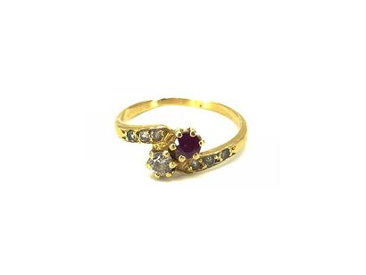 BAGUE toi et moi en or jaune 750° ornée d'un...