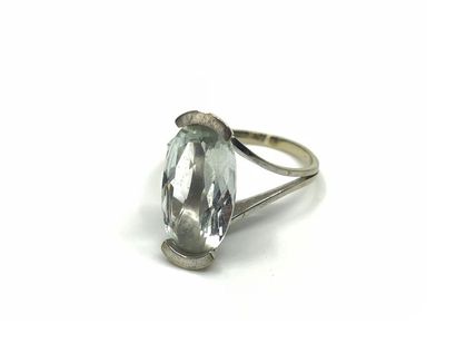 BAGUE en or gris 750° ornée d'une aigue-marine...