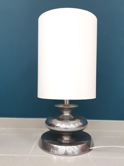 LUCI T363 
LAMPE en métal, abat-jour blanc...