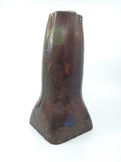 Dans le gout de AIRBEL
Vase en faience irisé
Dim...