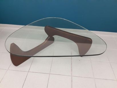 ISAMU NOGUSHI (1904-1988), attribué
Table...