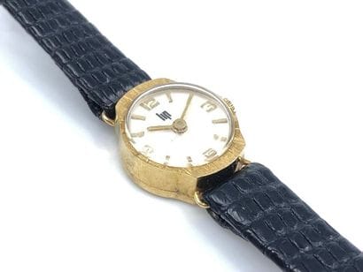 LIP 
Montre bracelet de dame, boîtier en...