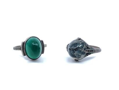 LOT comprenant :
DEUX bagues en argent et...