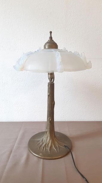 SABINO dans le goût,
Lampe en verre préssé...